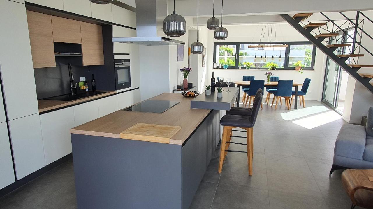 Apartments Marina Омиш Экстерьер фото