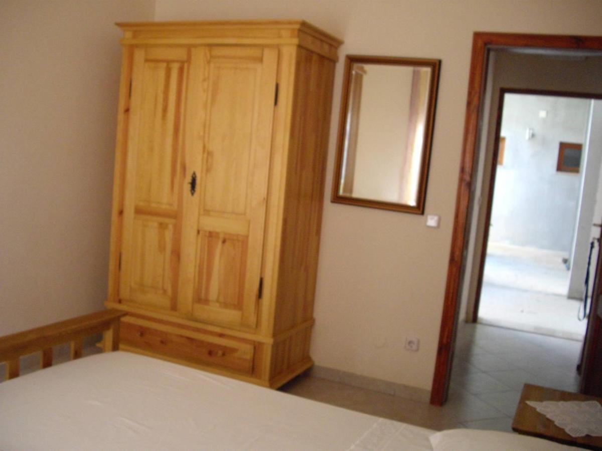 Apartments Marina Омиш Экстерьер фото